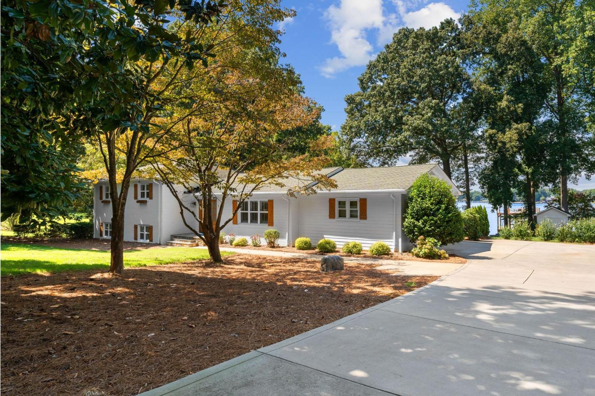 Lakefront Living Mooresville Exterior foto